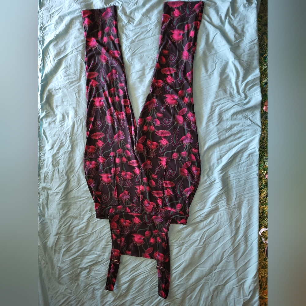 Blackmilk I Eat Flies Overalls XXL - Picture 8 of 14